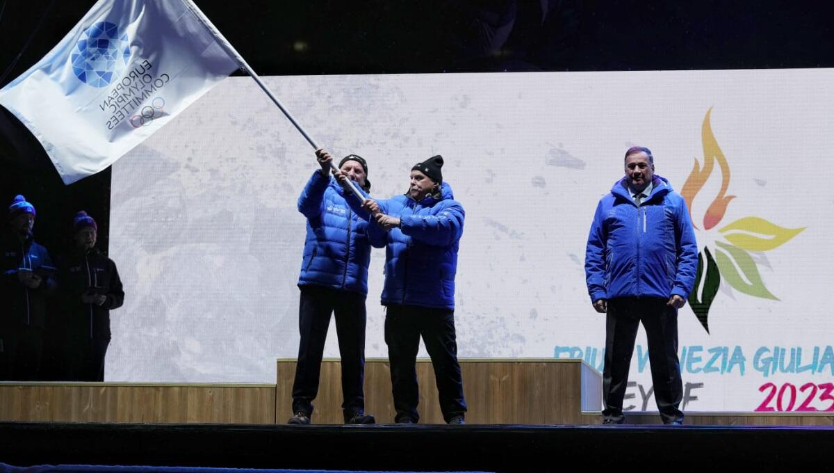 Eyof 2022 in Finlandia, a Vuokatti consegnata la bandiera olimpica europea al Fvg - 