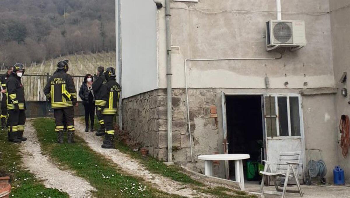 Principio d'incendio in abitazione: deceduta un'anziana - 