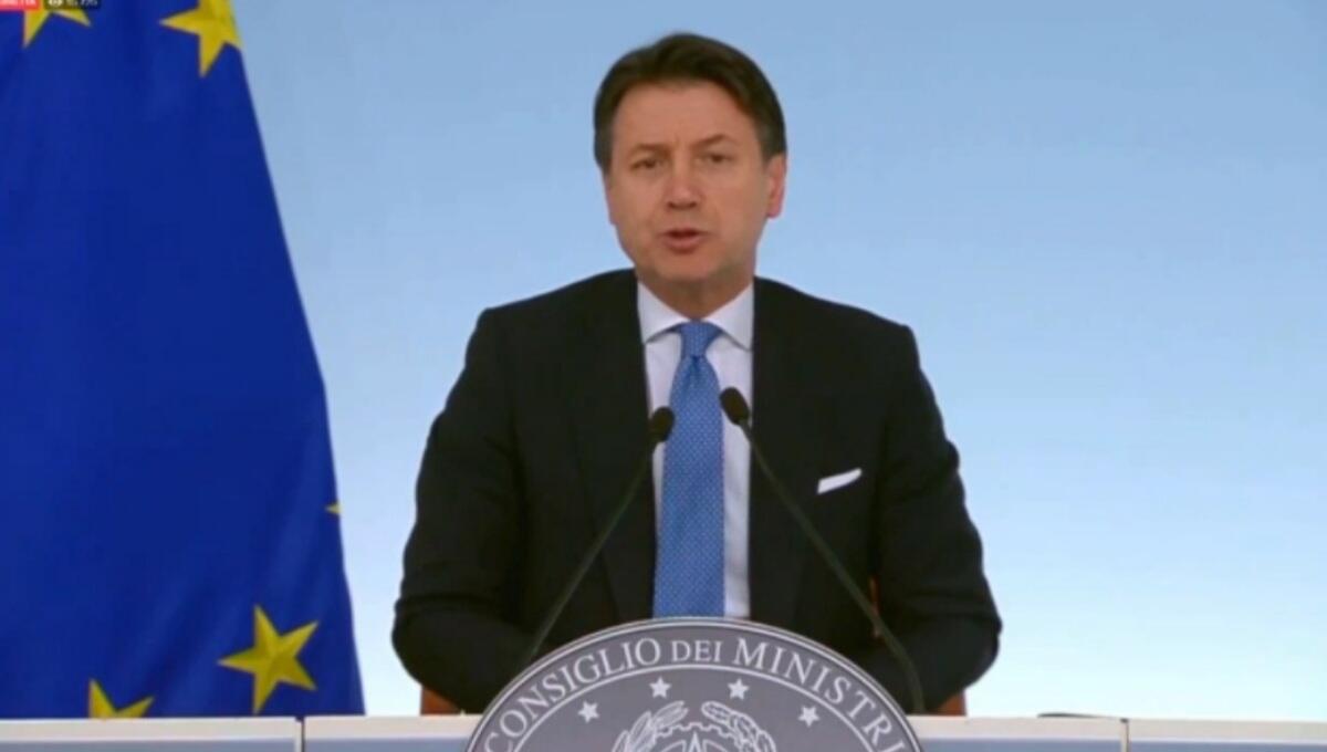 Due anni fa Conte annunciava il lockdown e chiudeva l'Italia - 