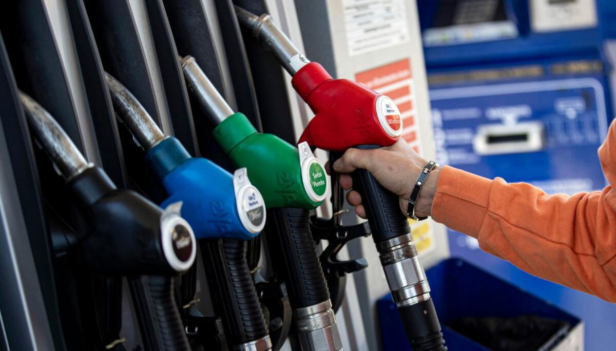 Benzina, decreto in Gazzetta: scatta oggi la riduzione di 25 centesimi - 