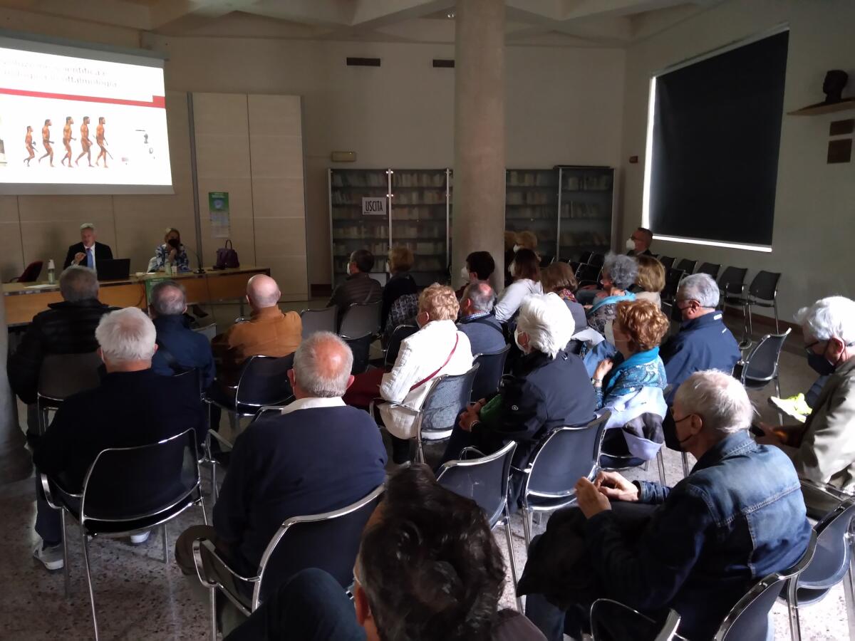 Medicina alla portata di tutti. Il 22 aprile in Biblioteca a Monfalcone si discute di chirurgia robotica - 