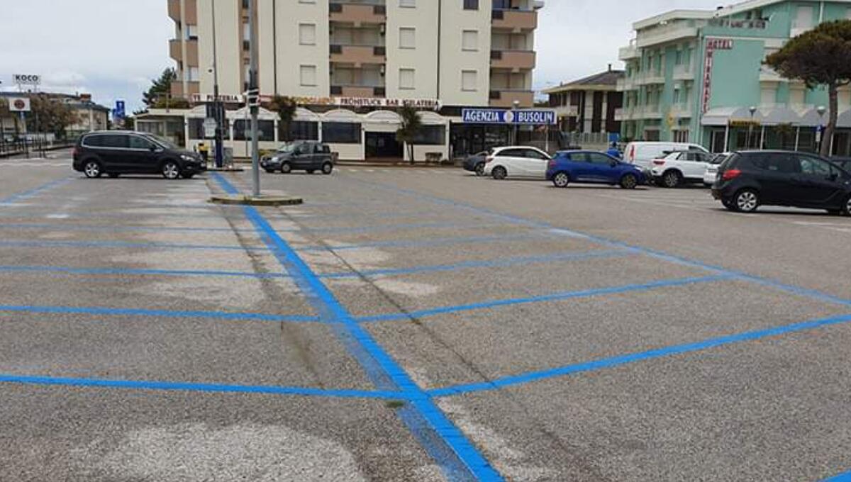 Bibione, parcheggi a pagamento: al via da sabato 23 aprile - 