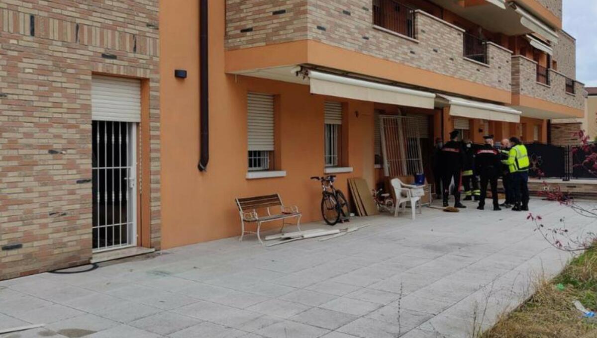 Mamma di 35 anni muore tra le fiamme nel suo appartamento - 