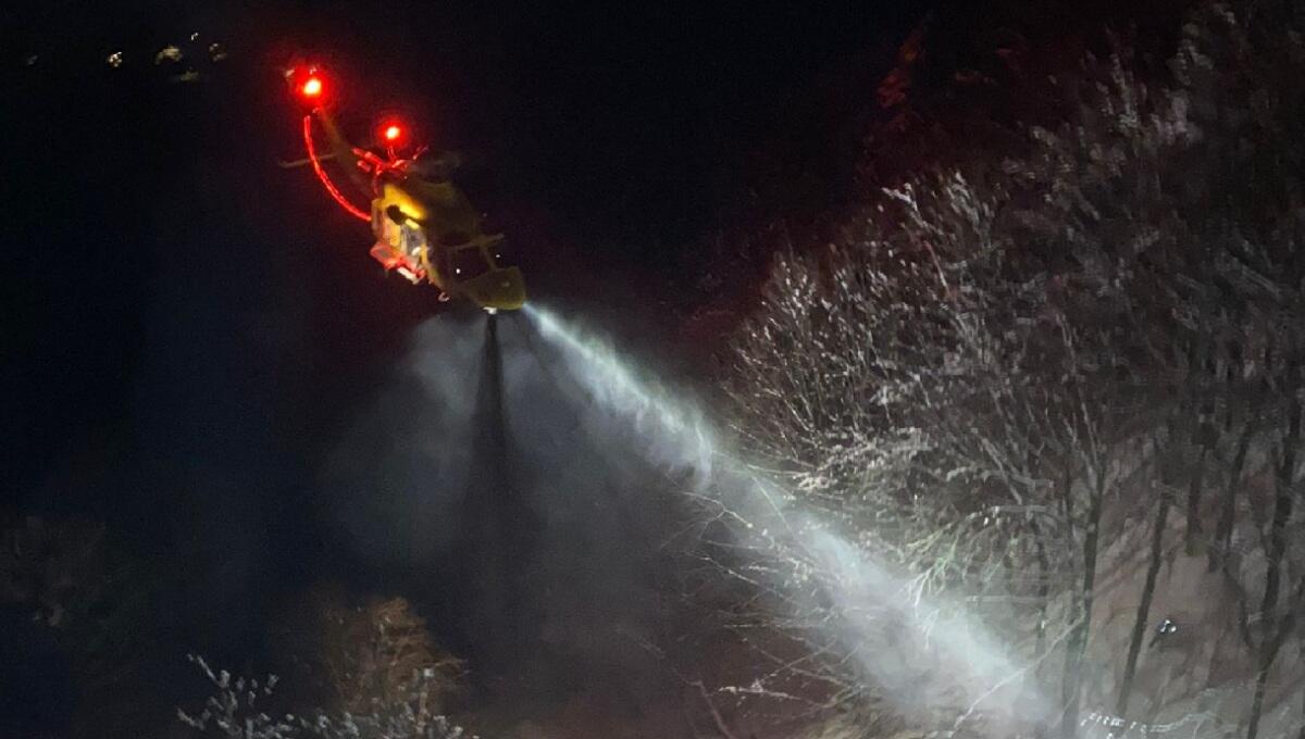 Non fa rientro a casa: 59enne scivolata per decine di metri nel bosco - 