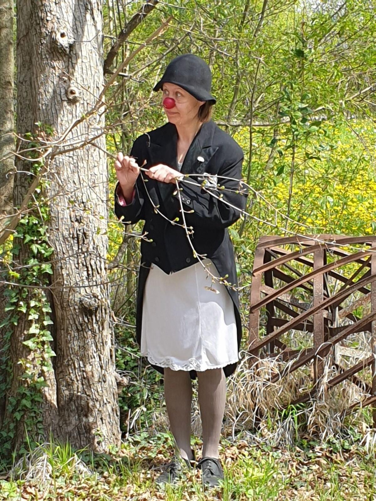 In treno dalla Finlandia all'Italia. L'arte del Clowning per riflettere su questioni economiche a sostegno dell’ambiente - 