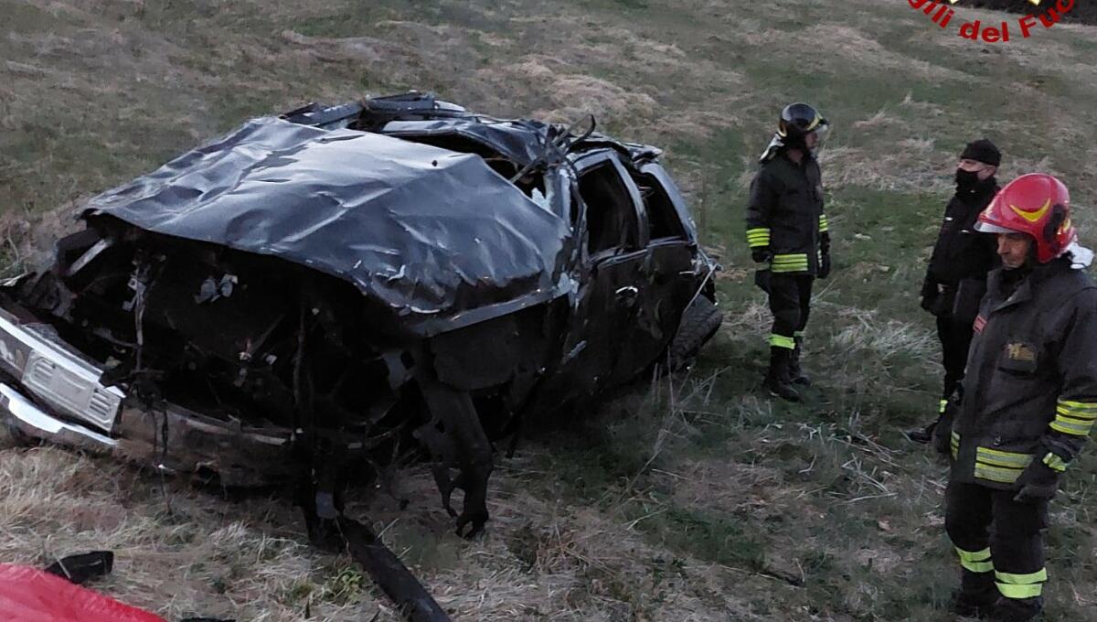 Finisce con il Pick-up nella scarpata: morto il 23enne Mattia Citton - 