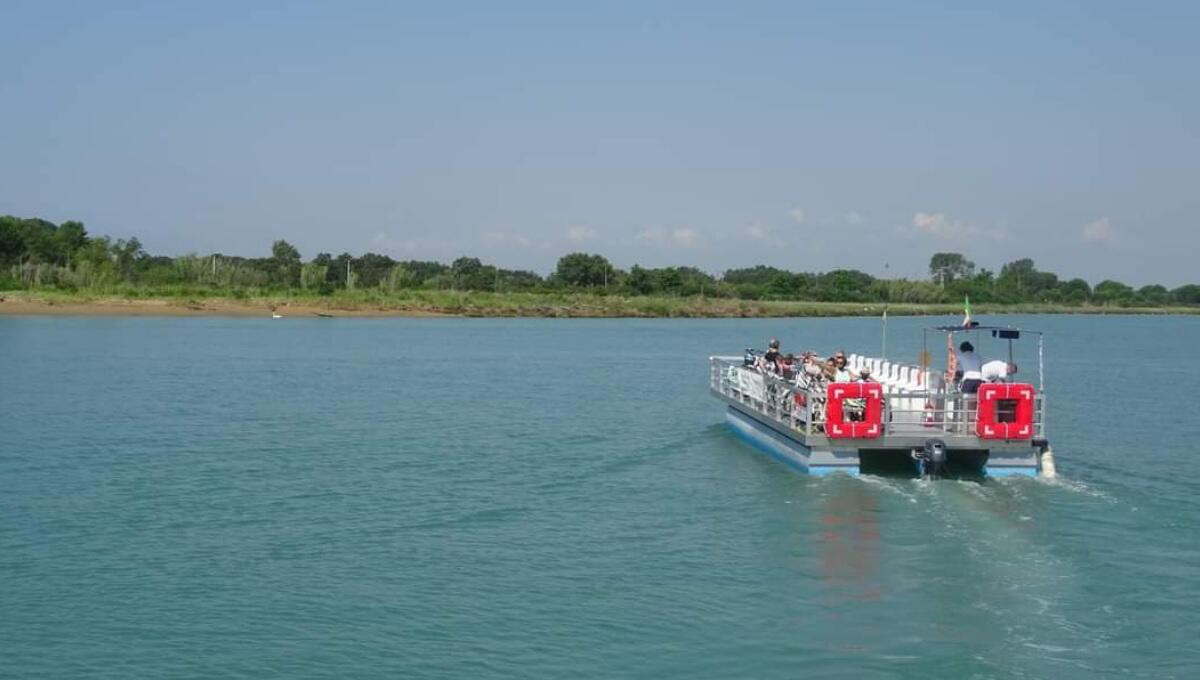 Ritorna l'X-River, servizio barca/bici tra Bibione e Lignano - 