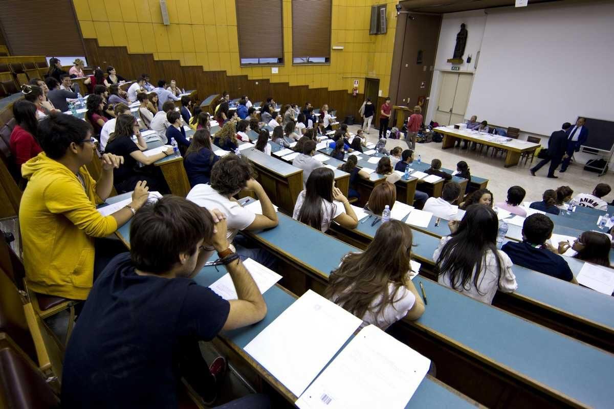 Università, cambia la legge: ci si potrà iscrivere a 2 corsi in contemporanea - 