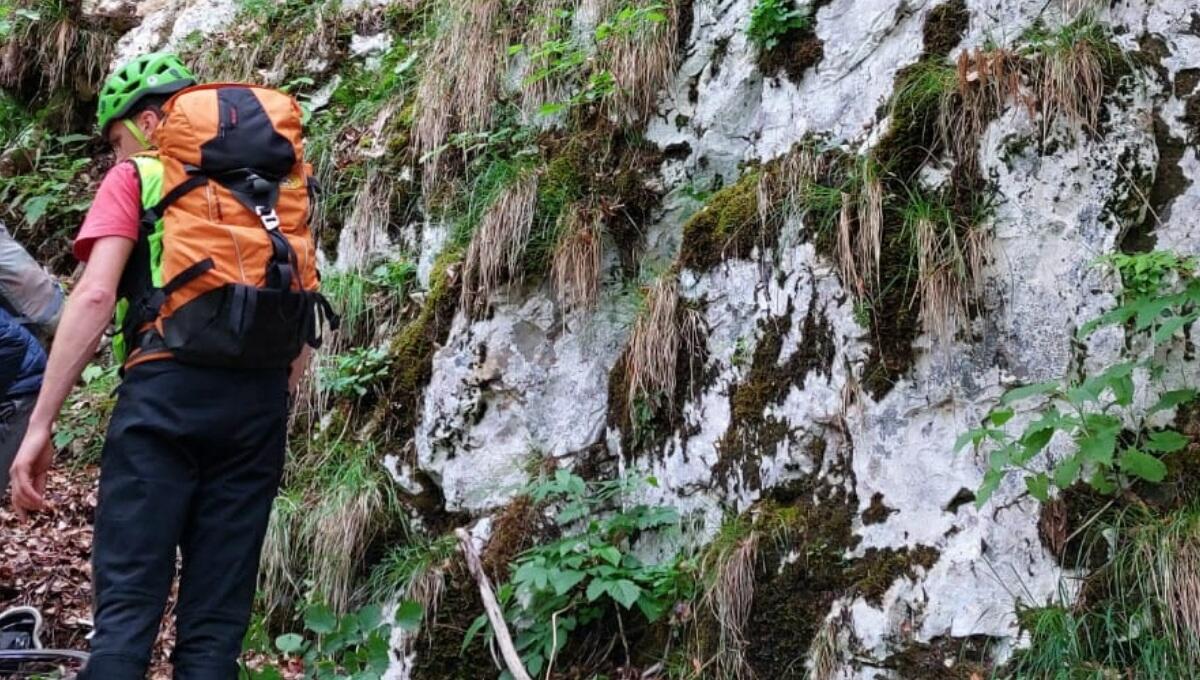 Cade nella scarpata verso il greto del Tagliamento: soccorso minorenne - 