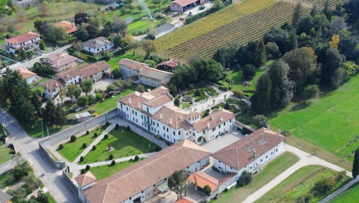 "Appuntamento in giardino" a Villa de Claricini Dornpacher di Bottenicco - 