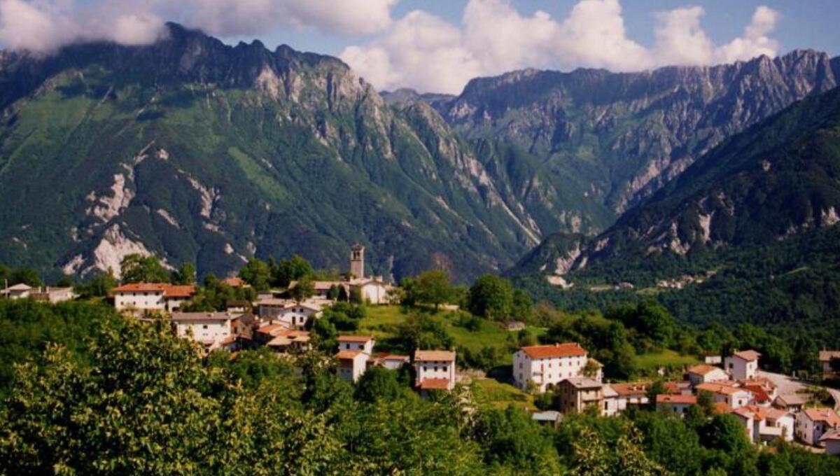 Domenica, in vista del Giro d'Italia, speciale evento nella piazza di Villanova delle Grotte - 