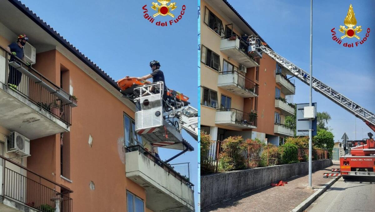 Remanzacco, cade in casa e si ferisce: soccorsa con l'autoscala - 