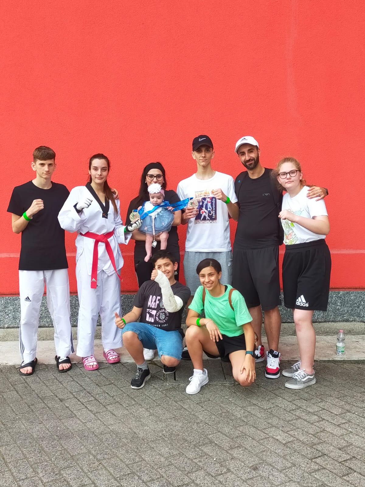 Continuano i successi dell' Asd Tana delle Tigri Taekwondo-Team Monforte: 2 ori, 1 argento e 1 bronzo all' Insubria Cup - 