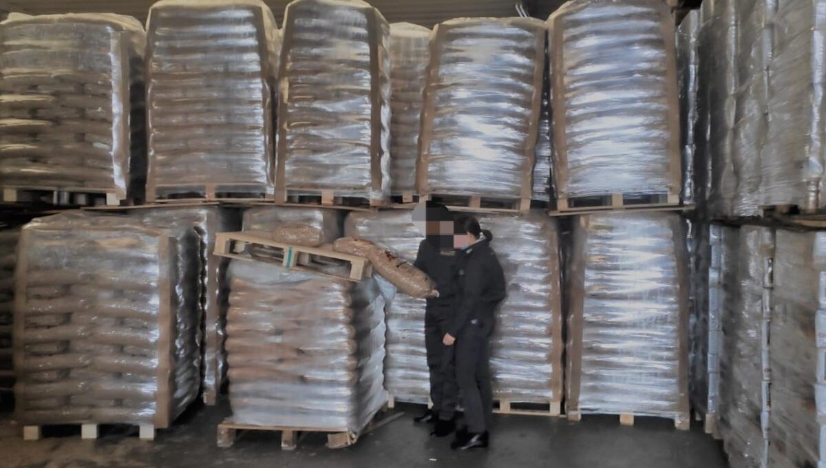 Sequestrati 23mila Kg di pellet contraffatti: donati a scuole ed enti no-profit - 