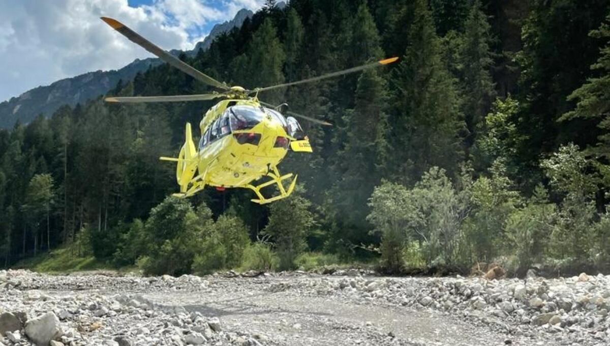 Malore a Forni di Sopra e minorenne dispersa a Forni Avoltri - 