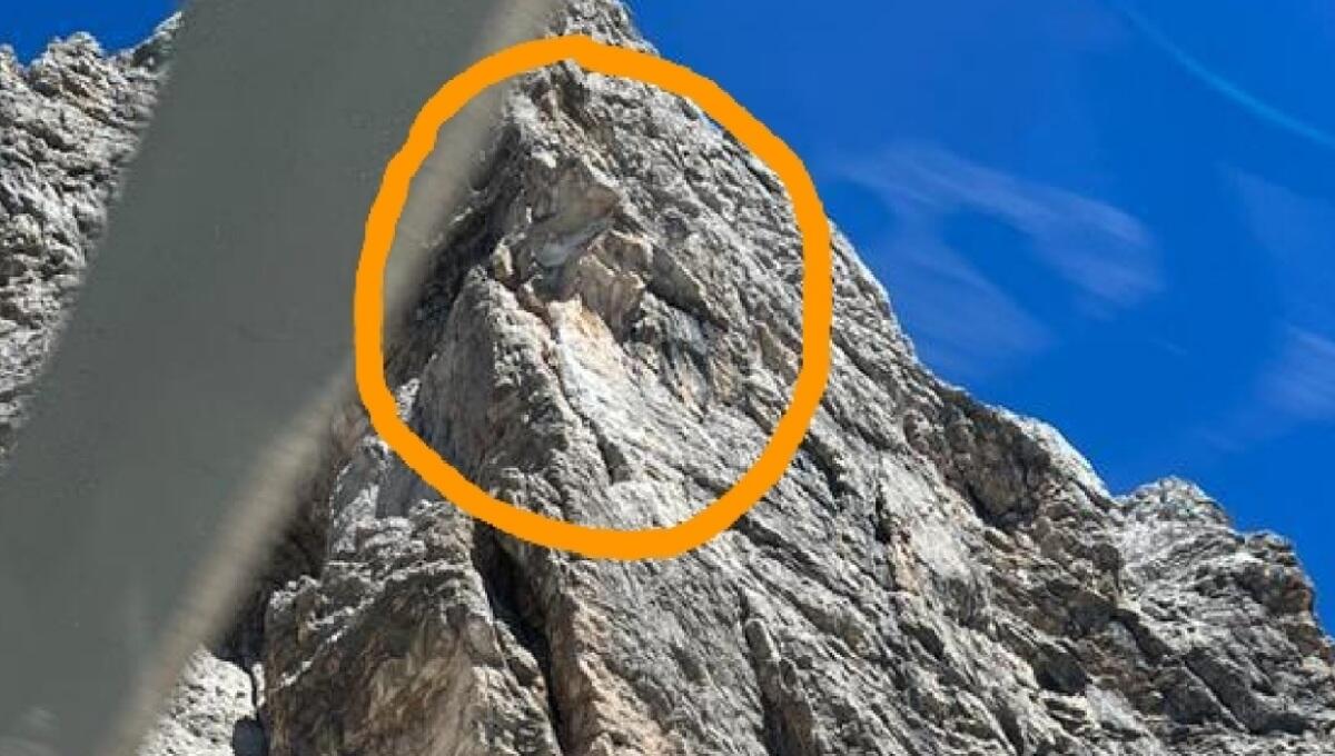 Un boato e una grande nuvola: crolla un pilastro a 2400 metri - 