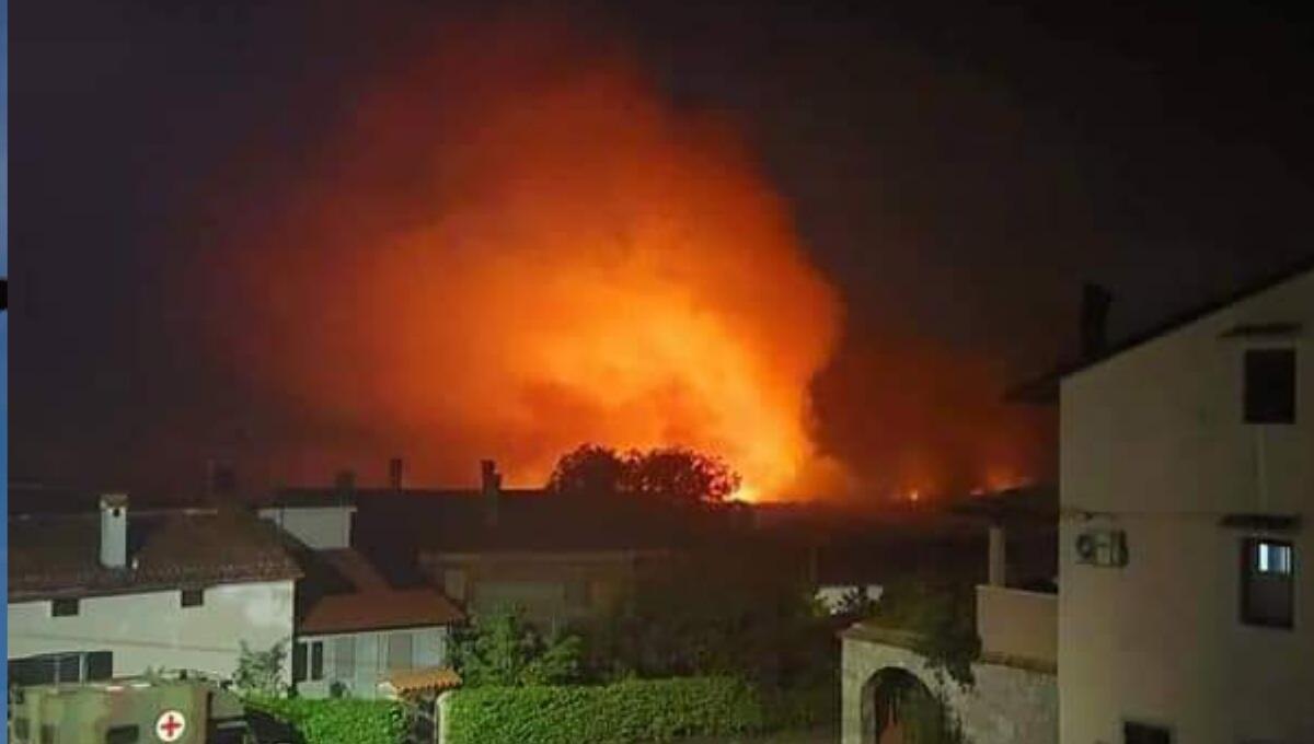 Incendi in Fvg: nuovo fronte nella notte a Savogna d'Isonzo - 