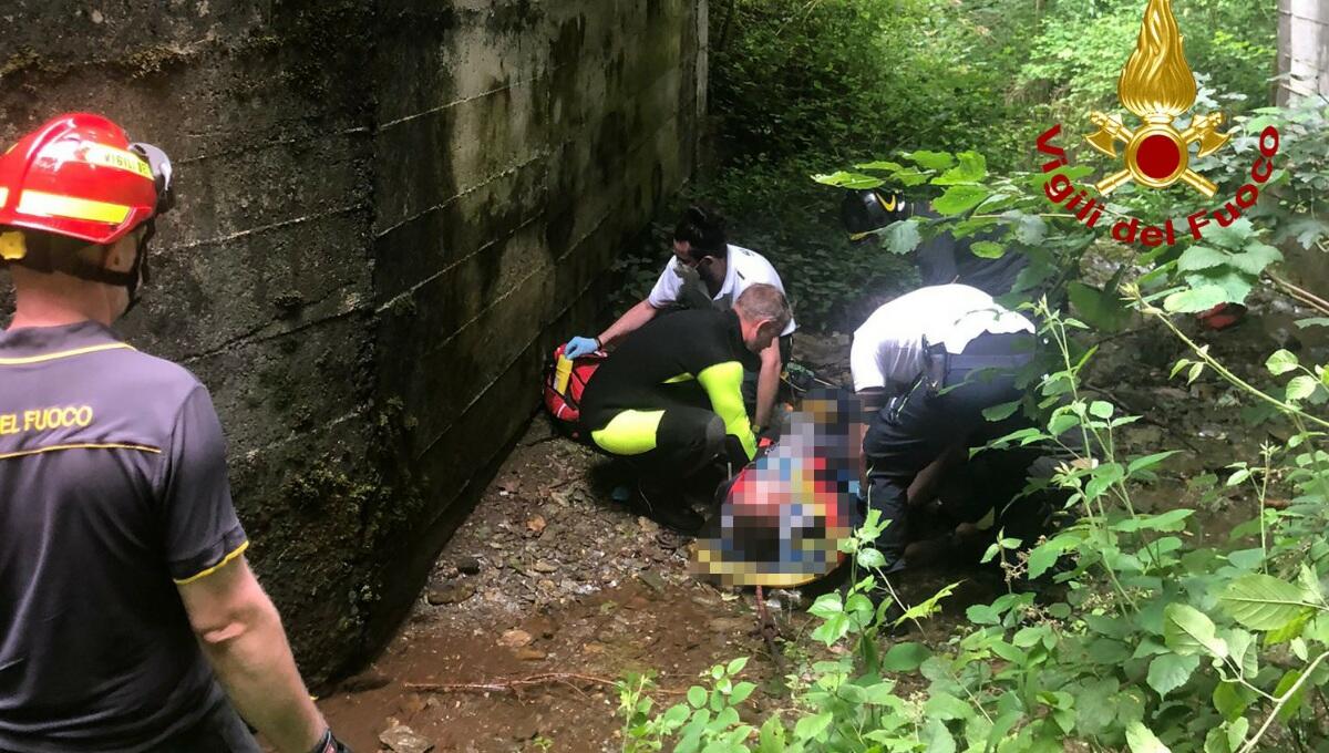 Precipita dalla sponda di un corso d’acqua alto oltre 5 metri: ferito - 