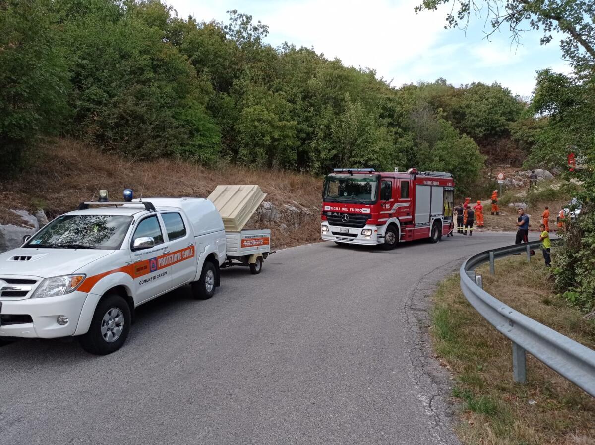 Caneva, incendio in zona Lama di Carpen: domato in tempi record - 