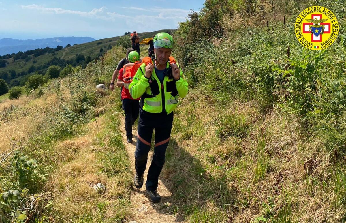 Il piede si incastra nei raggi: soccorso un ciclista sul Monte Matajur - 