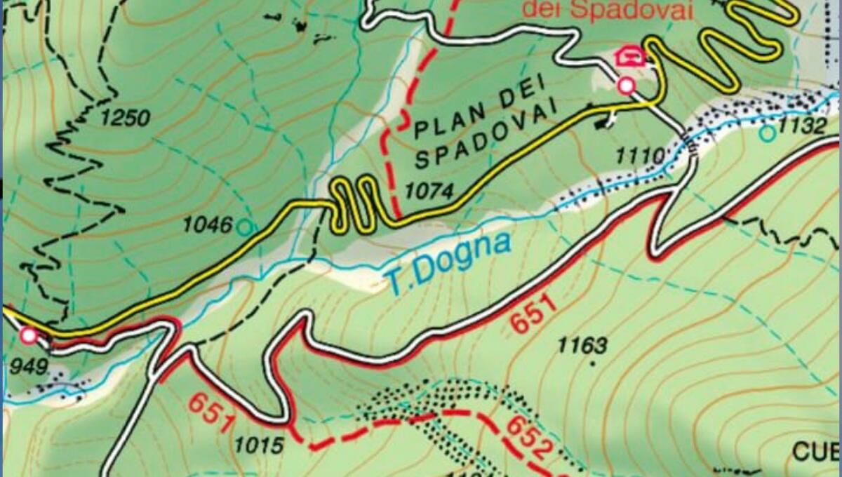 Auto precipitata in Val Dogna: in corso le operazioni di recupero - 