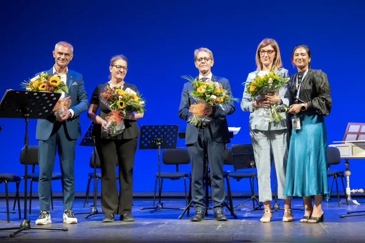 Consegnato il sigillo della Città di Pordenone ad AVIS FVG per il 50° anniversario - 