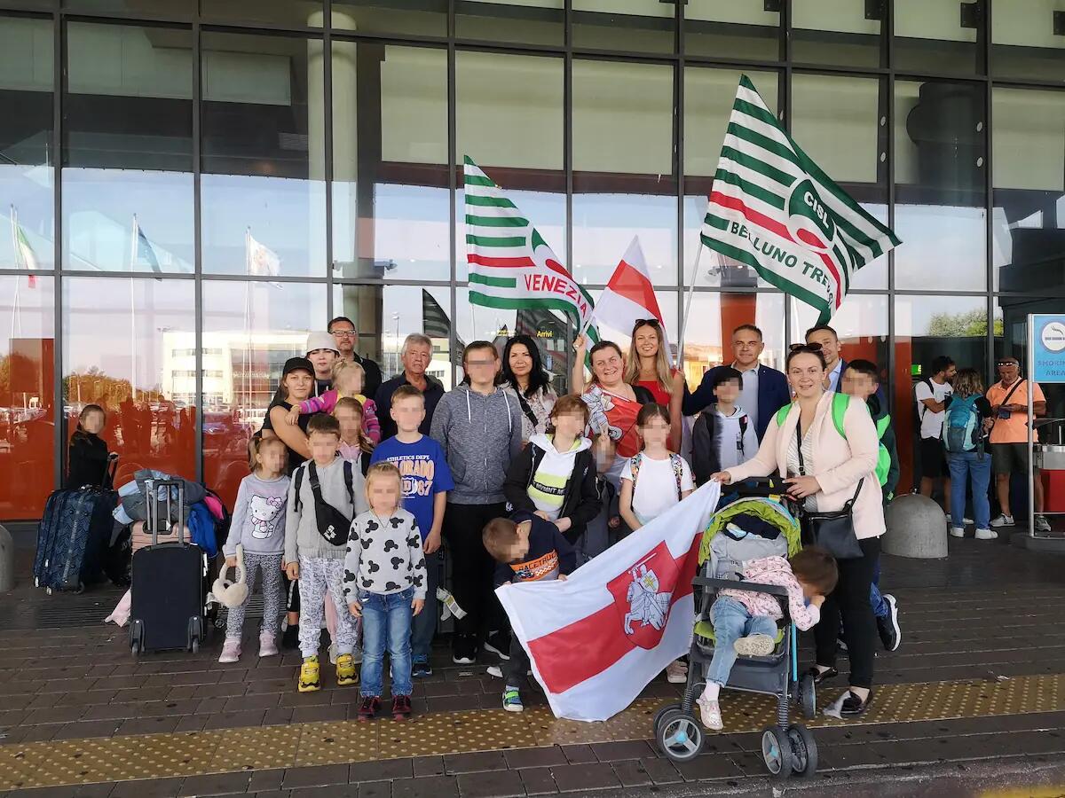 La Cisl accoglie le famiglie dei prigionieri politici bielorussi - 