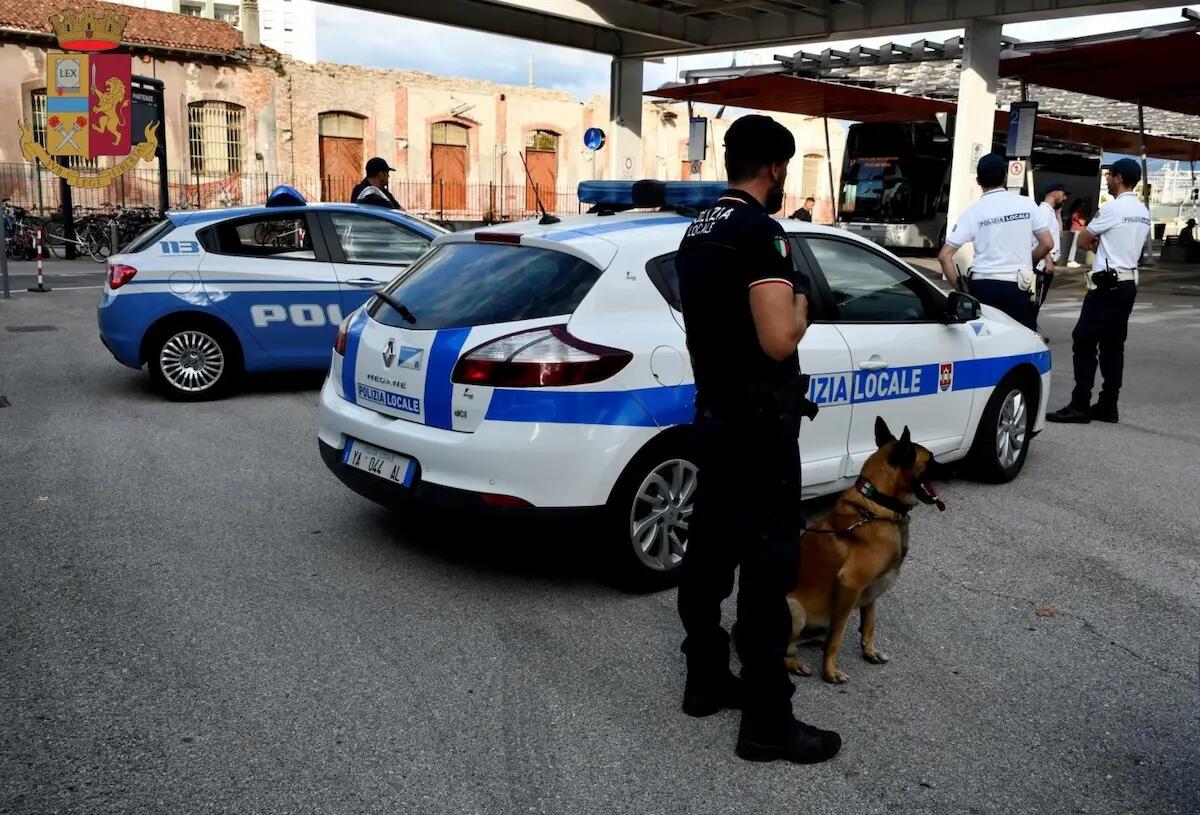 Minorenni al primo giorno di scuola con spinelli, hashish ed eroina: segnalati al Prefetto - 