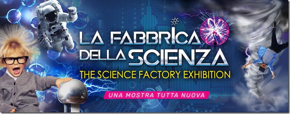 Selfie con i supereroi, Spiderman e Scarlett Witch, alla mostra “la fabbrica della scienza” del lido di Jesolo - 