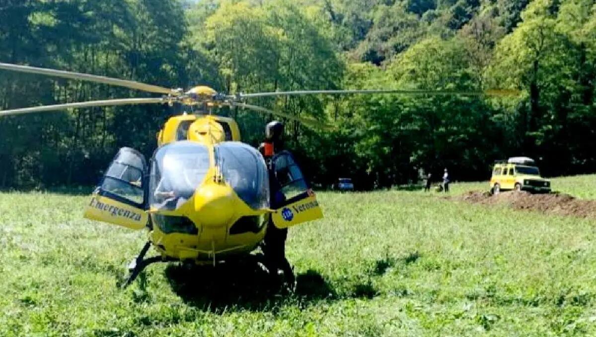 Ruzzola in una scarpata, lo ritrovano i familiari - 