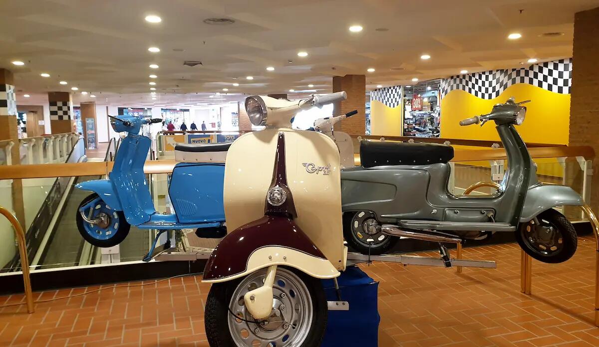 Una mostra di scooter d’epoca a Città Fiera. Oltre 50 esemplari dal dopoguerra ad oggi - 