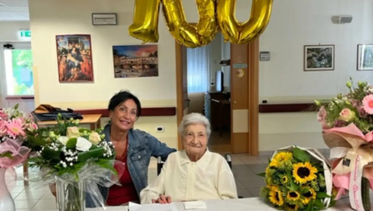 Rita festeggia i 100 anni in Casa Albergo a Monfalcone - 