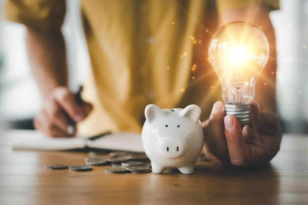 Come risparmiare energia a casa in 6 semplici passi -