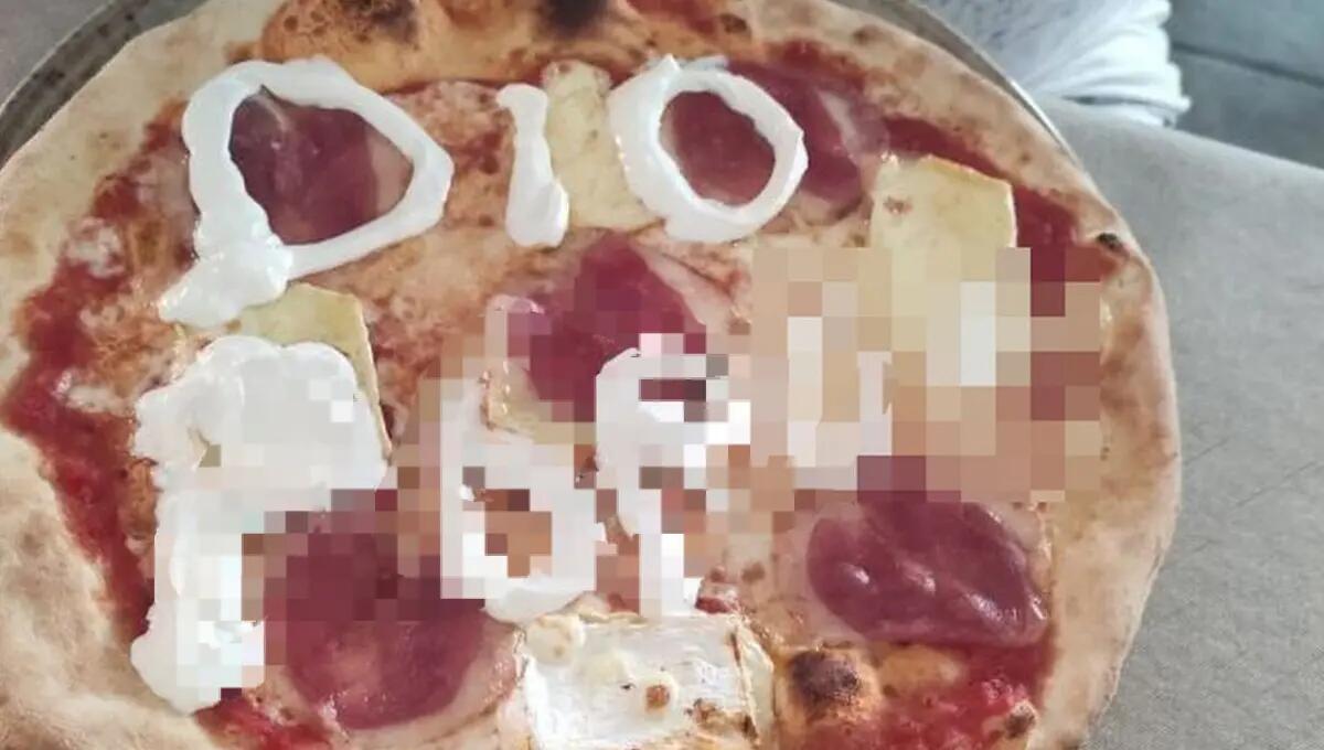 A Caorle arriva una pizza con la bestemmia: licenziato pizzaiolo - 