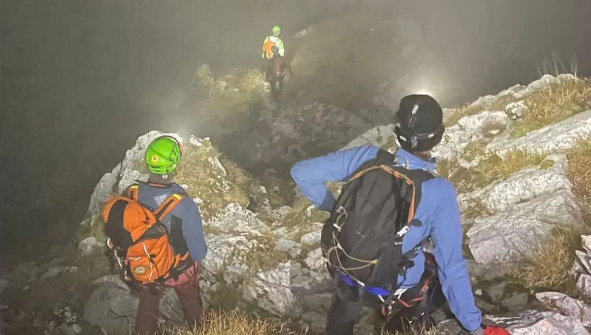 Bloccata in un canale per la nebbia: recuperata escursionista 26enne - 