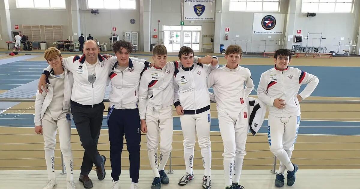 Spada, il Club Scherma Pordenone manda dieci moschettieri ai nazionali - 