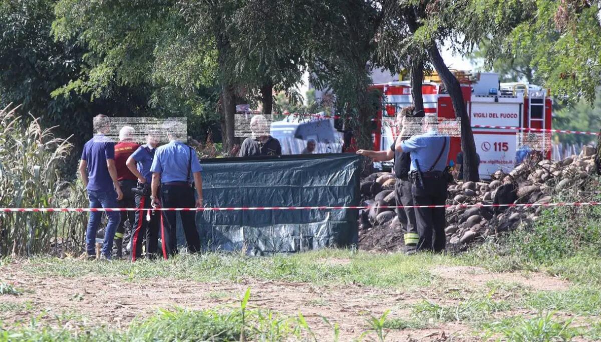 Macabra scoperta: uno scheletro di donna a pezzi nelle campagne - 