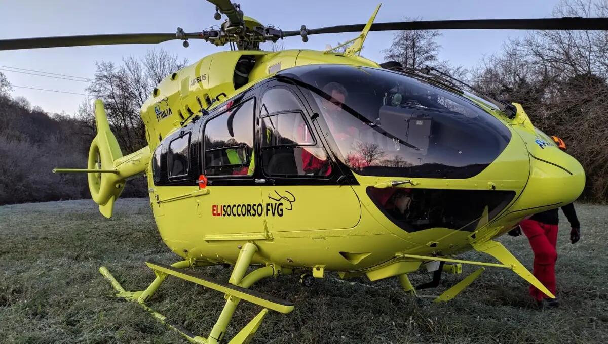 Cade con la bici: grave un 73enne, elitrasportato - 