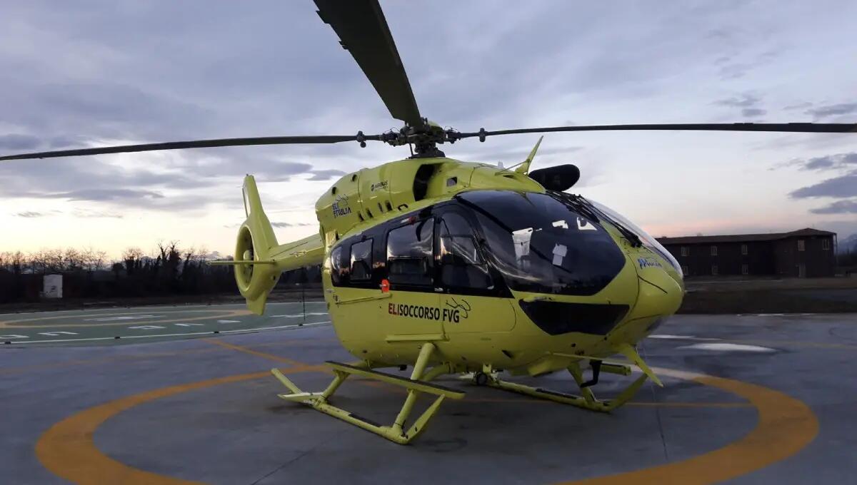 Cade per 20 metri a Tramonti di Sotto: recuperato alle 2 della notte - 