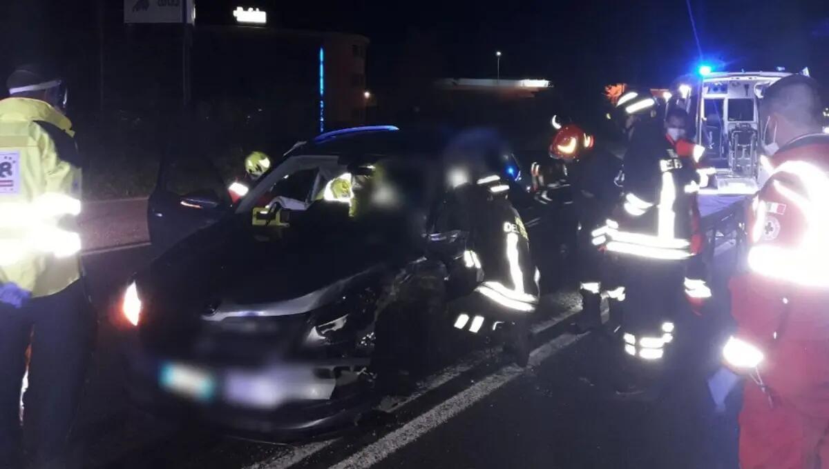 Drammatico scontro in Tangenziale: un morto e un ferito grave - 