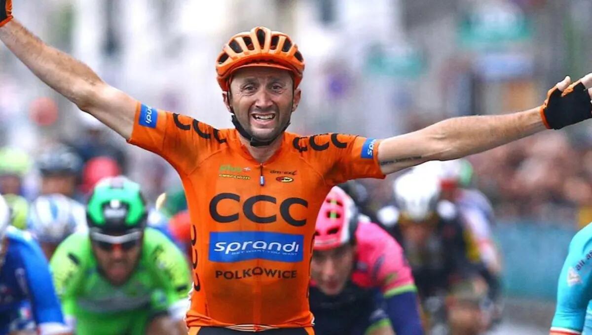 Morto Davide Rebellin: il campione di ciclismo travolto da un camion. Si cerca l'autista - 