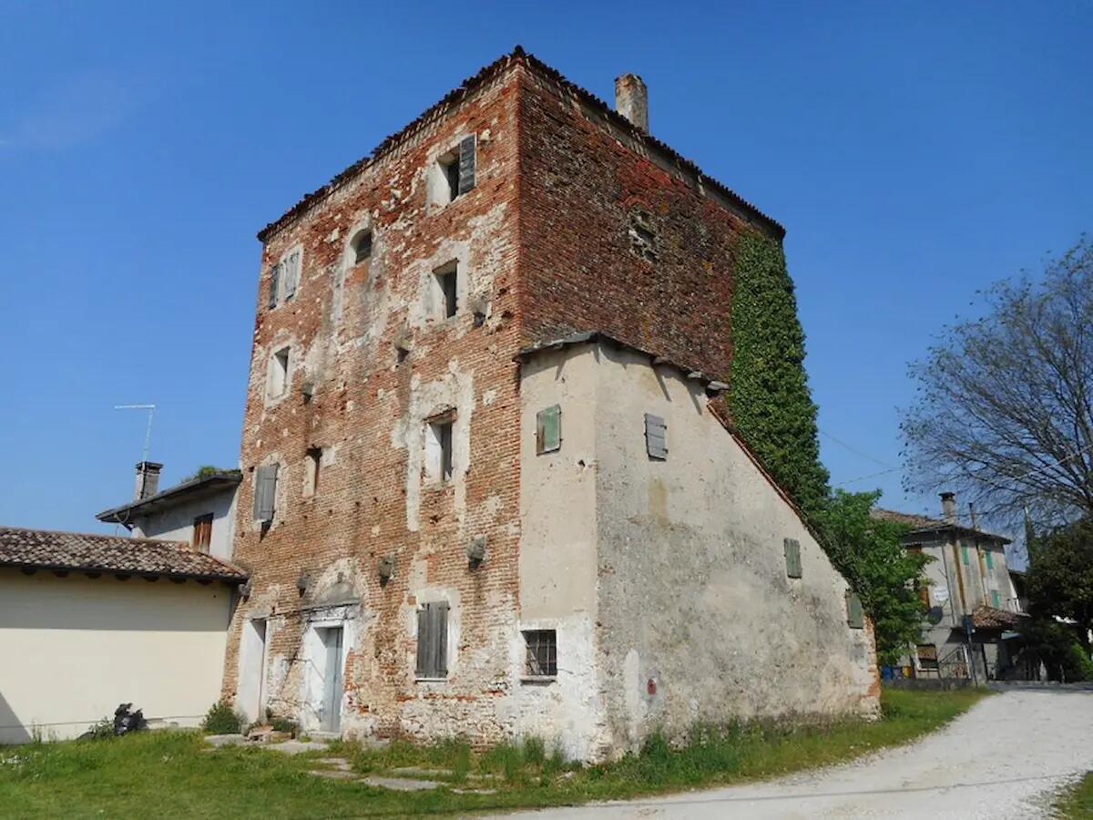 La Torre Mozza ad Altivole e Ca’ Contarini a Oderzo: due testimonianze della storia trevigiana all’asta - 