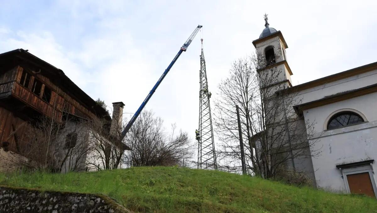 Terna, conclusa la demolizione di 7 sostegni elettrici nel comune di Auronzo di Cadore -