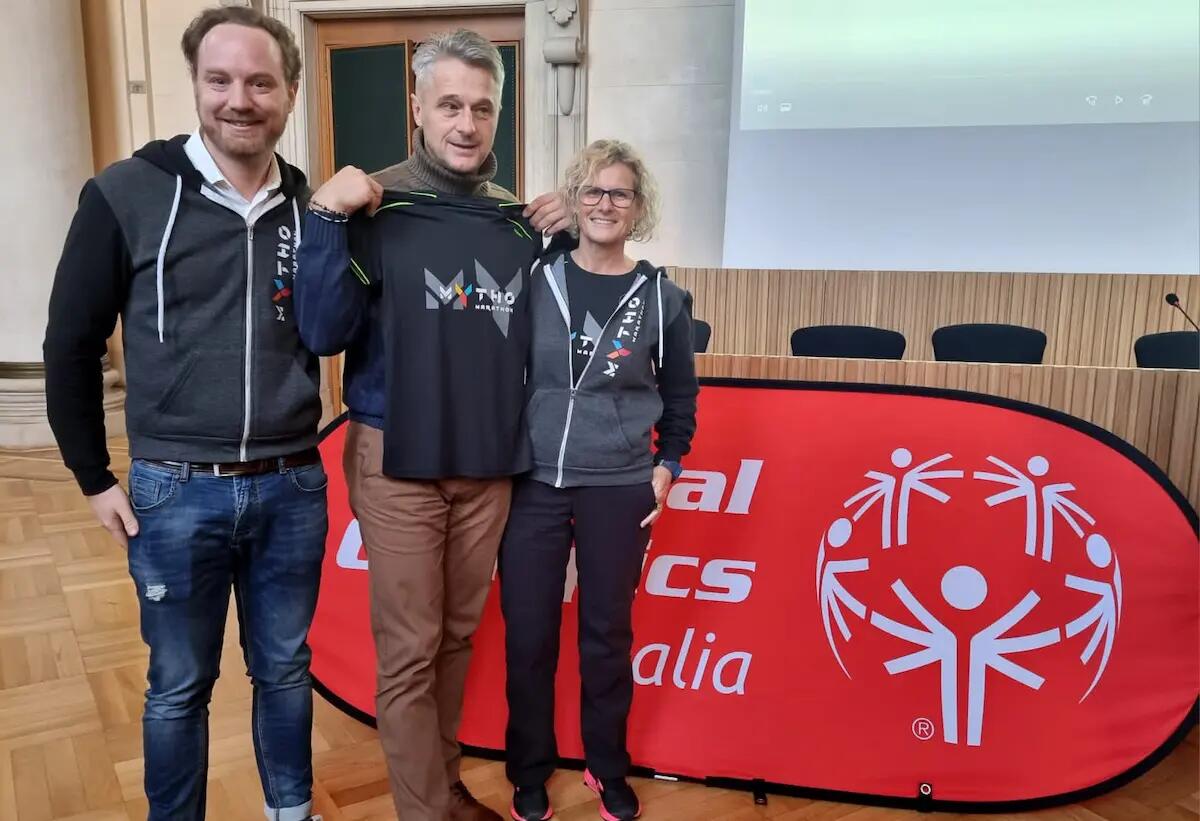 Inclusione: gli organizzatori di Mytho Marathon alla Torch Run dei Giochi Nazionali Invernali Special Olympics 2022/23 - 