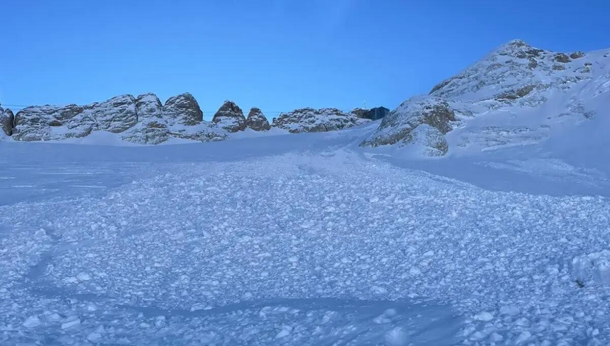 Valanga in Marmolada: travolto scialpinista 30enne a 2800 metri -