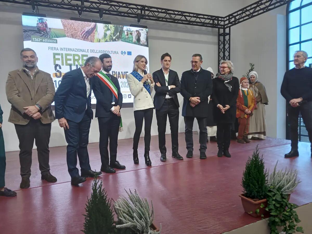 1362^ edizione della Fiera Santa Lucia di Piave, la pioggia non ferma operatori e visitatori - 