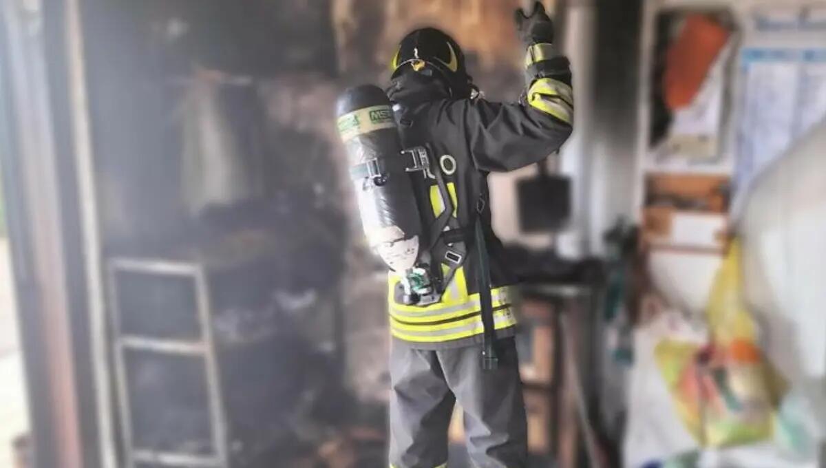 Garage in fiamme a Cadoneghe (PD): i pompieri evitano il peggio - 