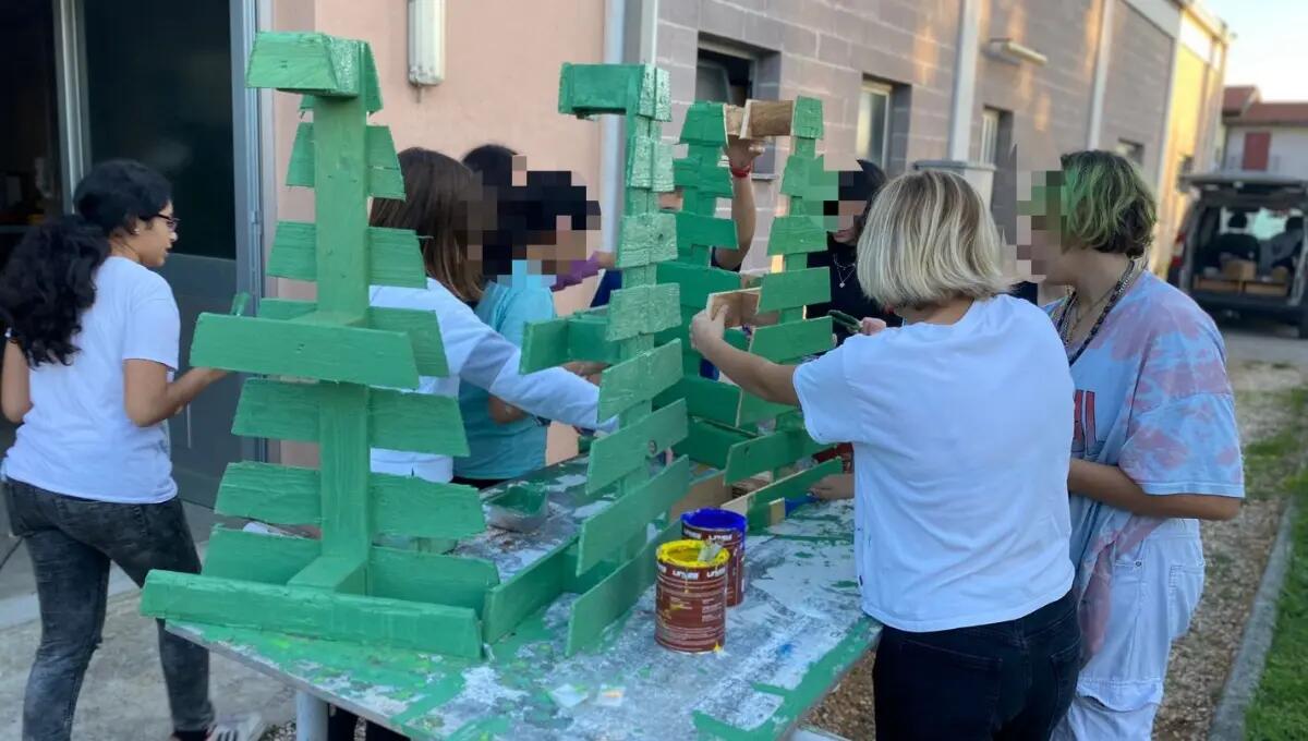 A Precenicco 30 alberi di Natale sostenibili realizzati dai ragazzi - 