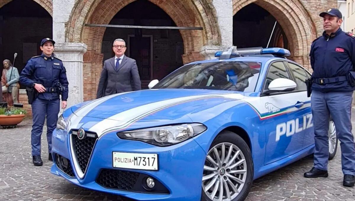 Pordenone, nuove Alfa Romeo Giulia per la Polizia: un gioiello di tecnologia e sicurezza - 