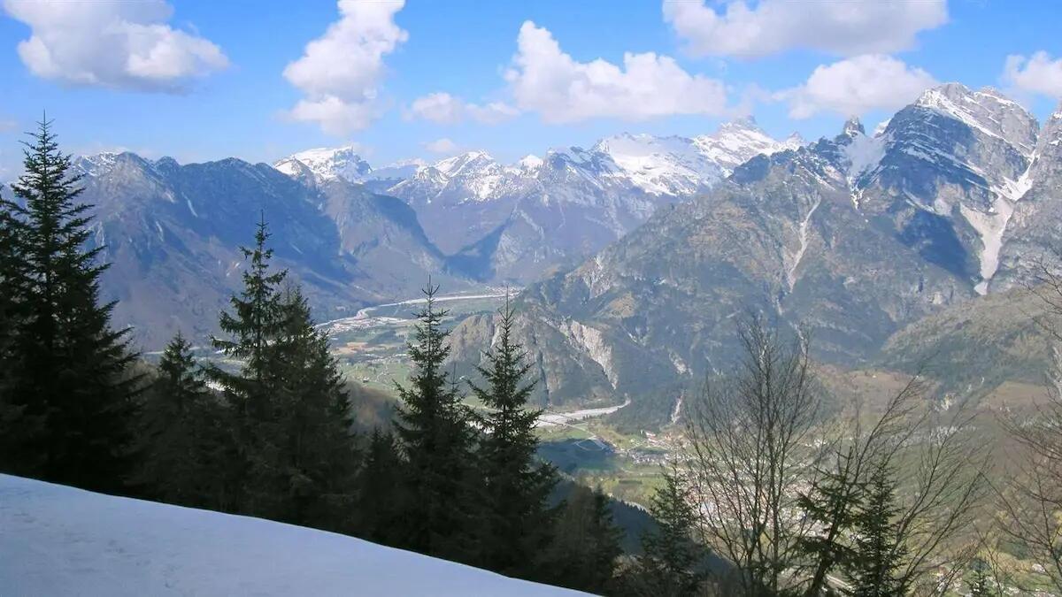 Claut: in arrivo un maxi intervento sulle malghe di proprietà del comune - 